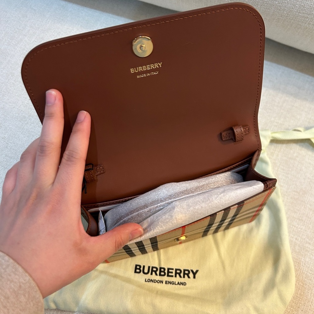 Burberry classic check bag Chestnut and Cream Check Wallet - Picture 3 of 9